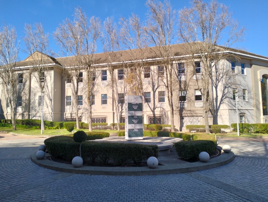 To Let commercial Property for Rent in Rosenpark Western Cape